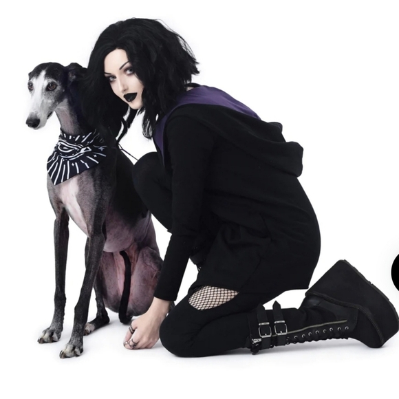 Rogue + Wolf ✦ “Give Me Treatos” Reversible Pet Bandana ✦ Black Ouija Vegan XS/S - Picture 4 of 14